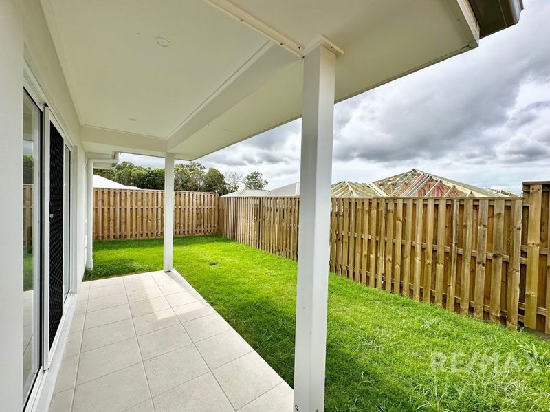 Photo - 22 Myrtle Street, Burpengary QLD 4505 - Image 15