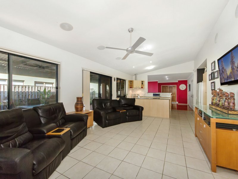 Photo - 22 Nardoo Street, Robina QLD 4226 - Image 9