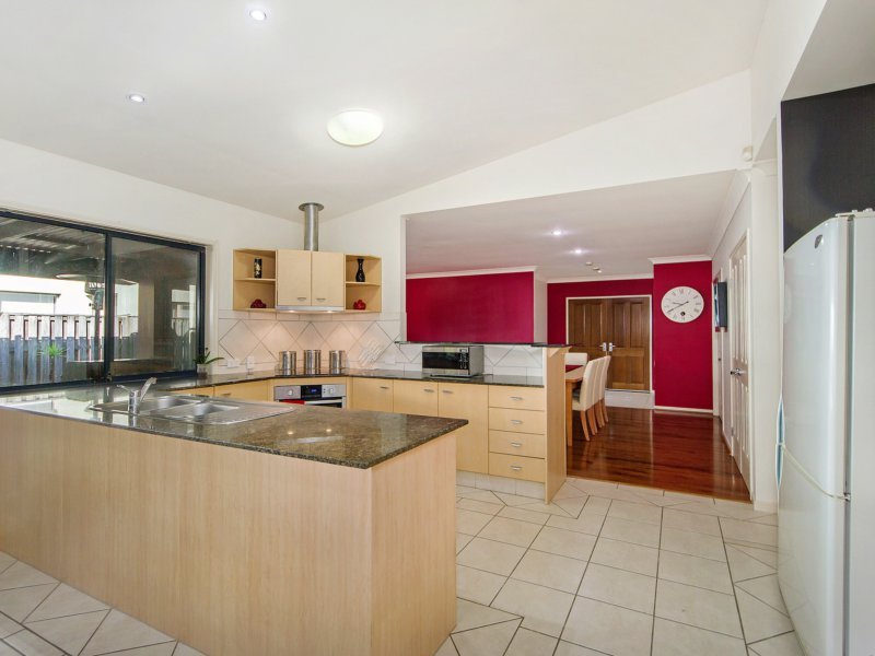 Photo - 22 Nardoo Street, Robina QLD 4226 - Image 10