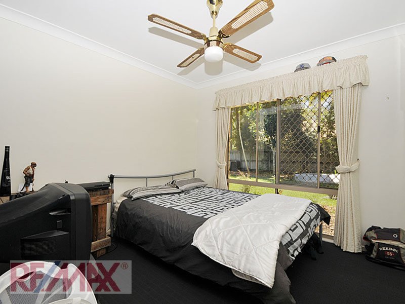 Photo - 22 Narrabeen Road, Albany Creek QLD 4035 - Image 10