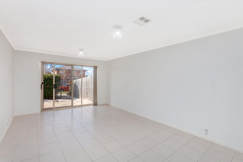 Photo - 2/2 Neil Currie Street, Casey ACT 2913 - Image 2