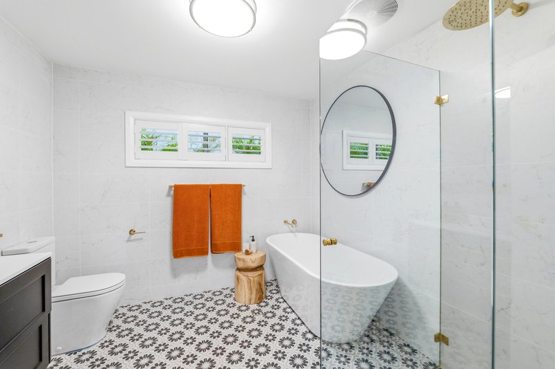 Photo - 22 Newlands Avenue, Terrigal NSW 2260 - Image 10