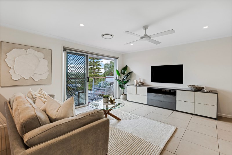 Photo - 22 Nicholas Court, Bli Bli QLD 4560 - Image 3