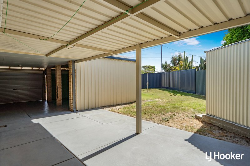 Photo - 22 Ningaloo Way, Thornlie WA 6108 - Image 19