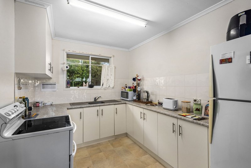 Photo - 22 Noack Street, Harristown QLD 4350 - Image 3