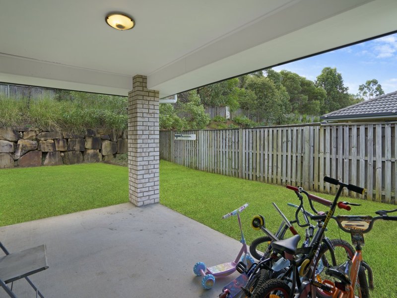 Photo - 22 Noblewood Cres , Fernvale QLD 4306 - Image 12