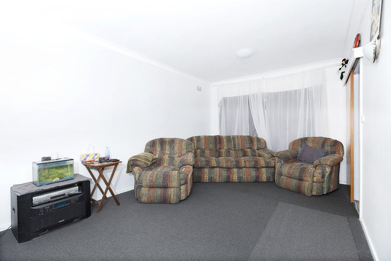 Photo - 22 North Parade, Blackalls Park NSW 2283 - Image 5