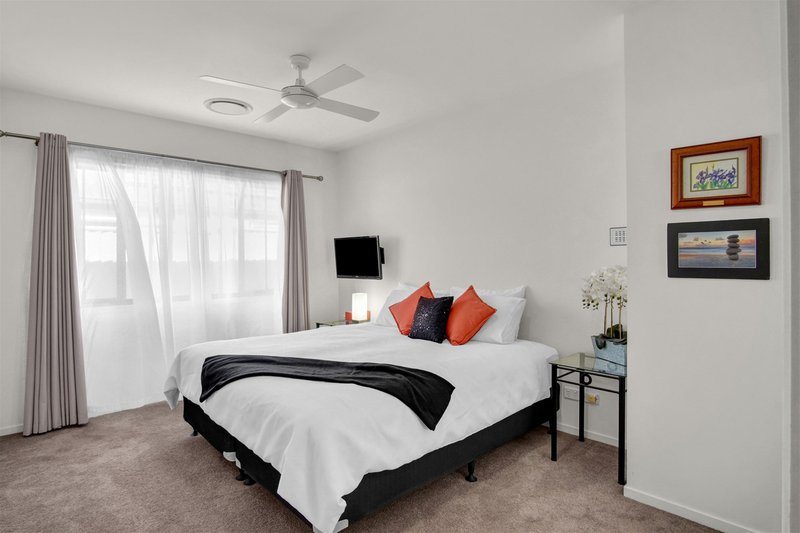 Photo - 22 Northlakes Crescent, Sippy Downs QLD 4556 - Image 8