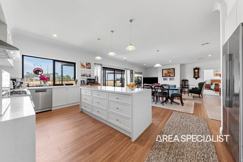 Photo - 22 Number Five Drain Road, Koo Wee Rup VIC 3981 - Image 11