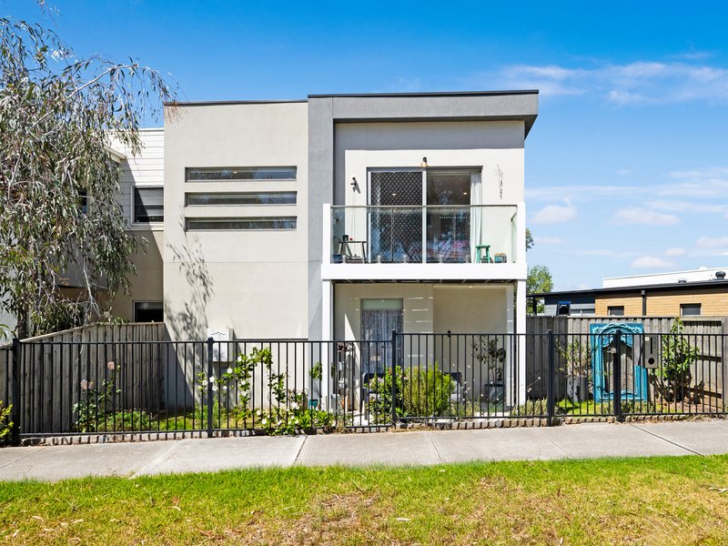 22 Nunkeri Court, Clyde North VIC 3978