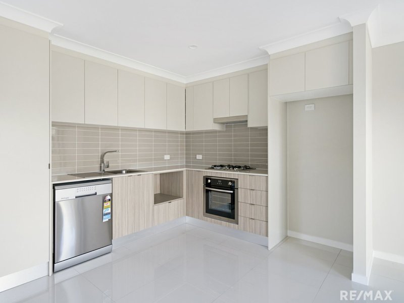 Photo - 2/2 O'Connell Court, Pimpama QLD 4209 - Image 3