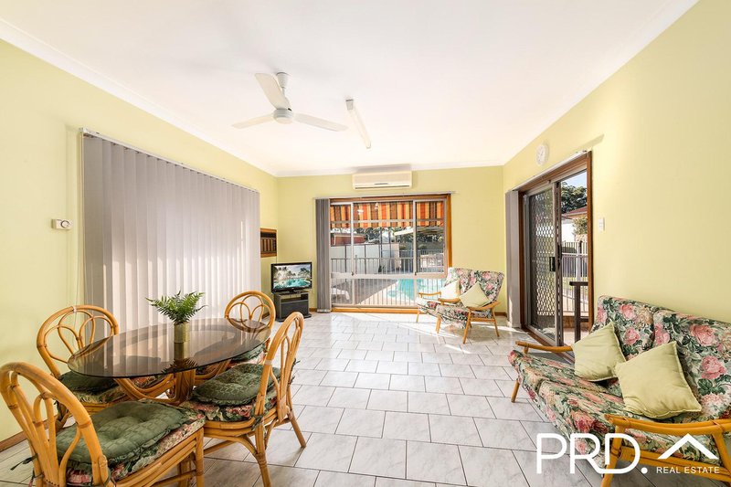 Photo - 22 Ogilvie Street, East Hills NSW 2213 - Image 3