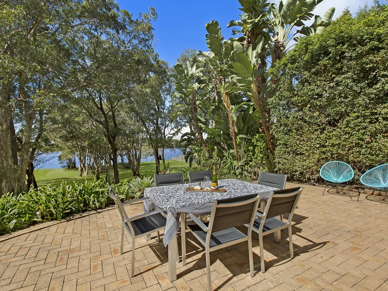 Photo - 22 Ogilvie Street, Terrigal NSW 2260 - Image 2