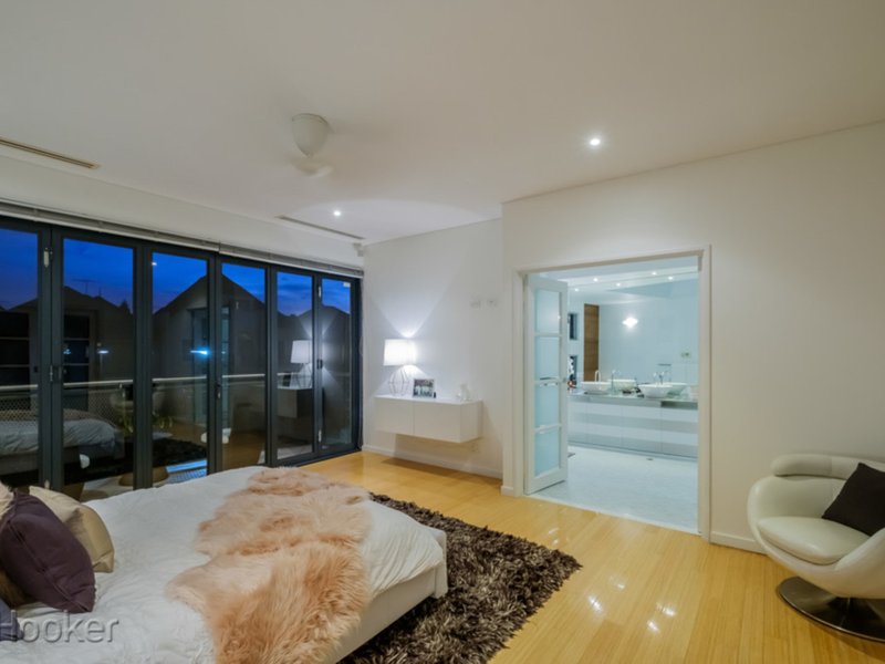 Photo - 22 Old Belvidere Promenade, East Perth WA 6004 - Image 14