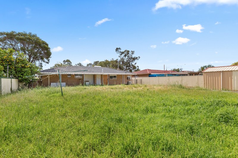 Photo - 22 Olga Road, Maddington WA 6109 - Image 17