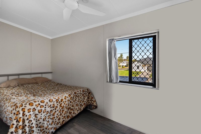 Photo - 22 Olympia Street, Marsden QLD 4132 - Image 12