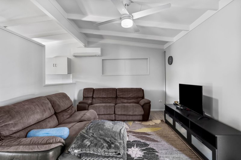Photo - 22 Olympia Street, Marsden QLD 4132 - Image 18