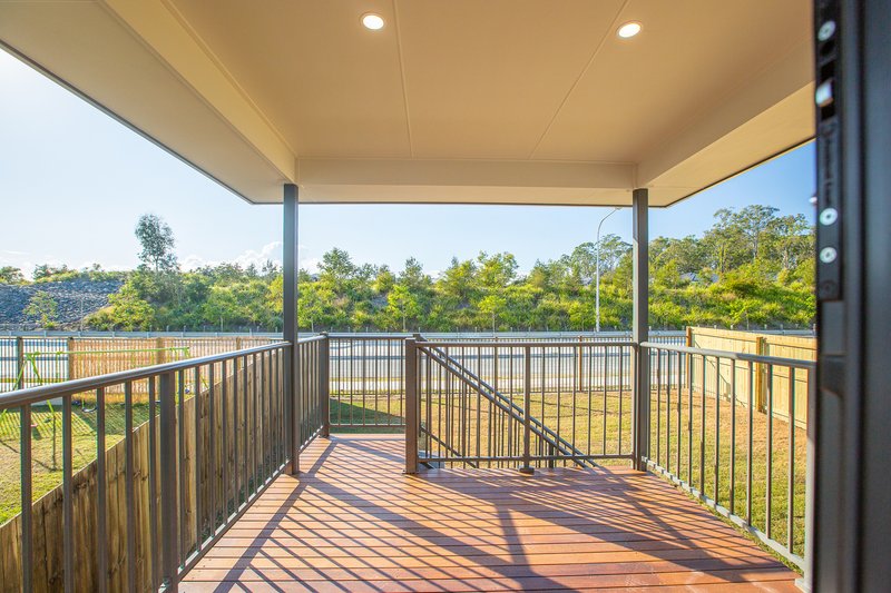 Photo - 22 Opal Lane, Pimpama QLD 4209 - Image 2