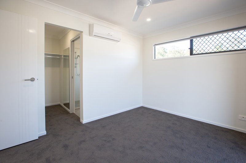 Photo - 22 Opal Lane, Pimpama QLD 4209 - Image 7
