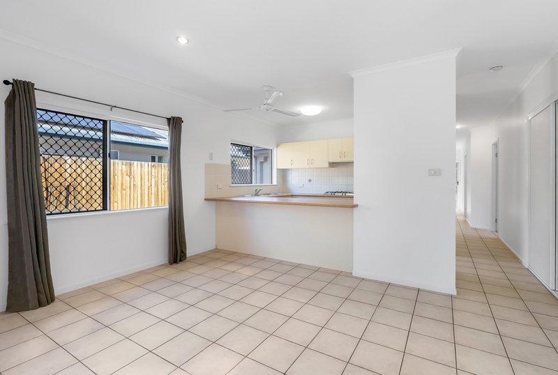Photo - 22 Opaline Close, Brinsmead QLD 4870 - Image 2