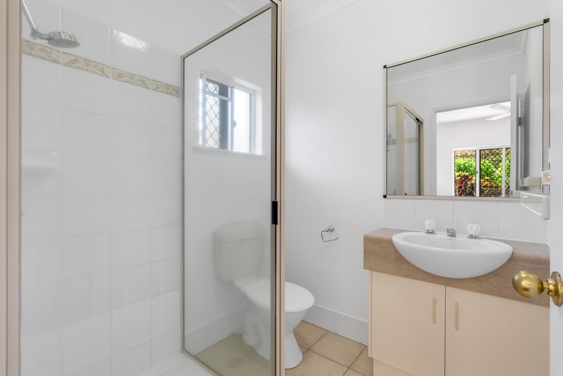 Photo - 22 Opaline Close, Brinsmead QLD 4870 - Image 7