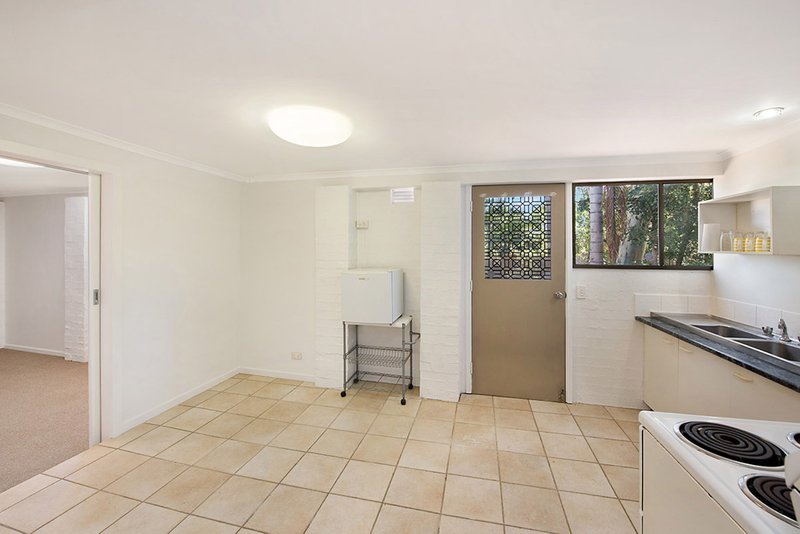 Photo - 22 Orlando Crescent, Kuluin QLD 4558 - Image 6