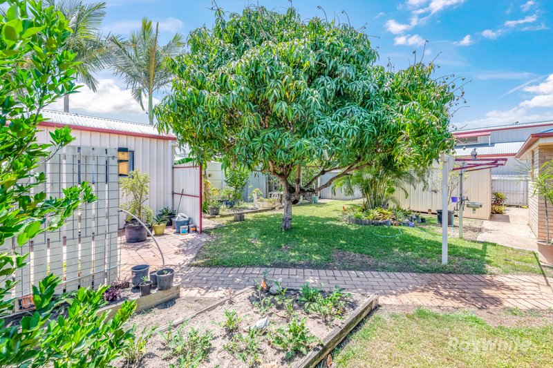 Photo - 22 Osborn Street, Svensson Heights QLD 4670 - Image 24