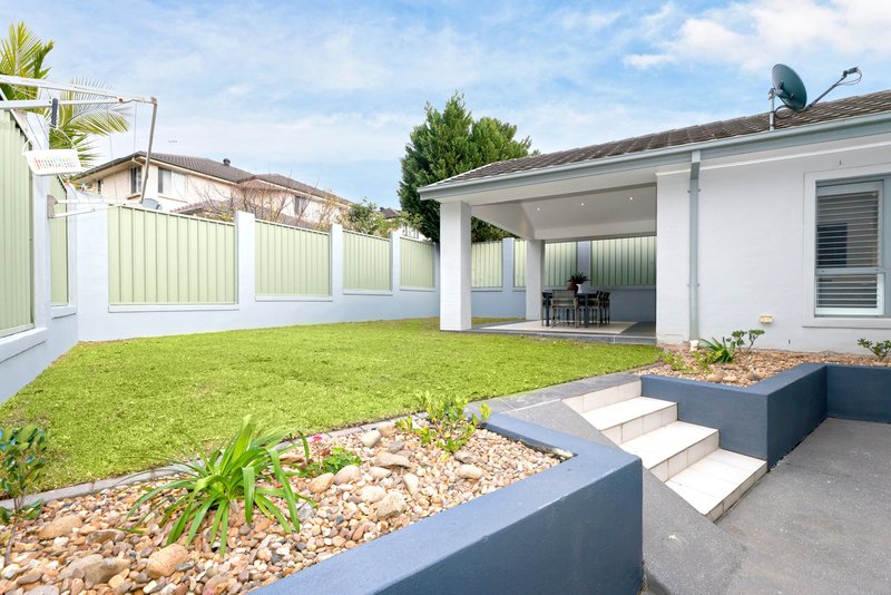 Photo - 22 Osprey Avenue, Glenmore Park NSW 2745 - Image 10