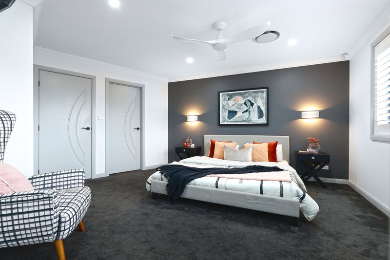 Photo - 22 Osprey Avenue, Glenmore Park NSW 2745 - Image 13