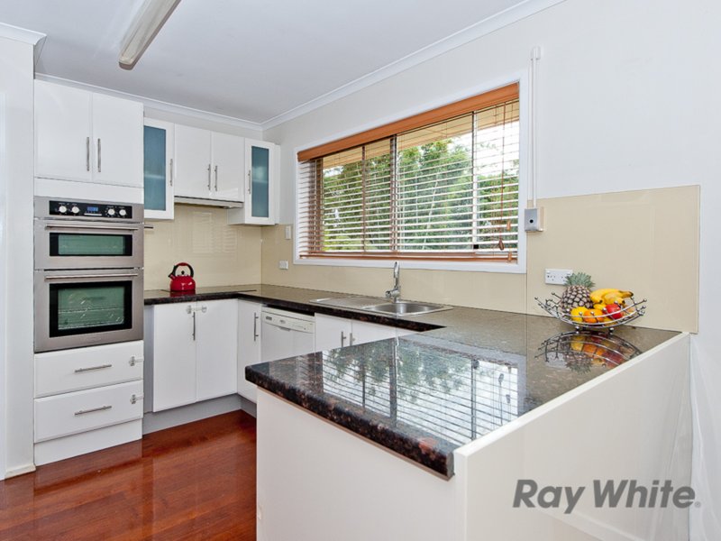 Photo - 22 Overlea Street, Nudgee QLD 4014 - Image 9