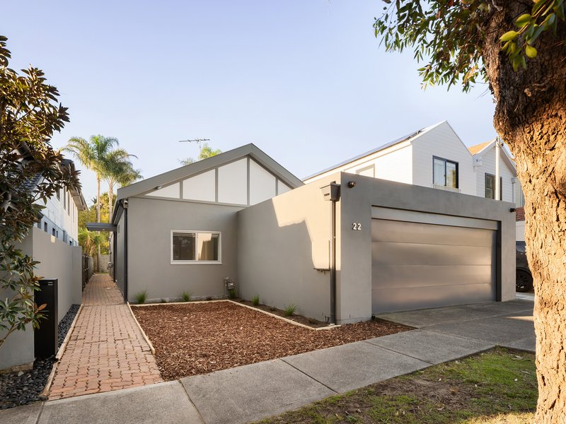 Photo - 22 Owen Street, North Bondi NSW 2026 - Image 2