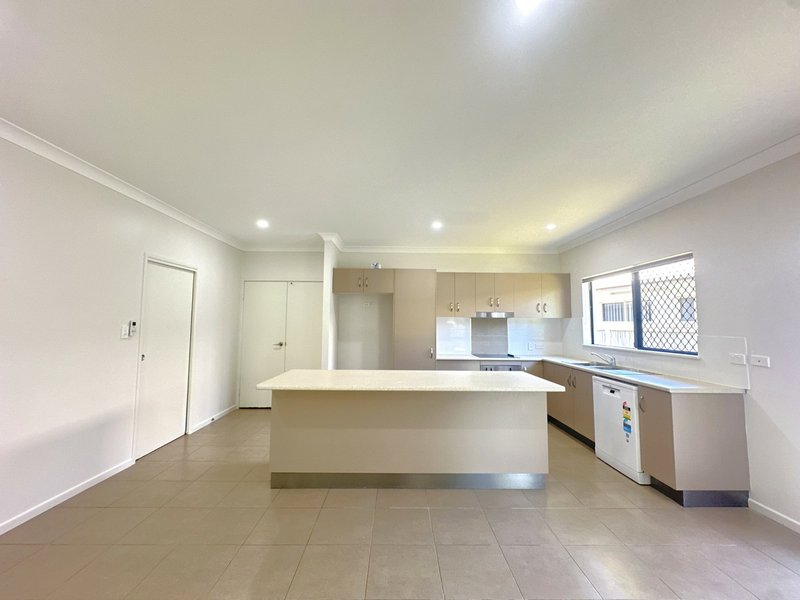 Photo - 22 Pacific Drive, Bowen QLD 4805 - Image 12