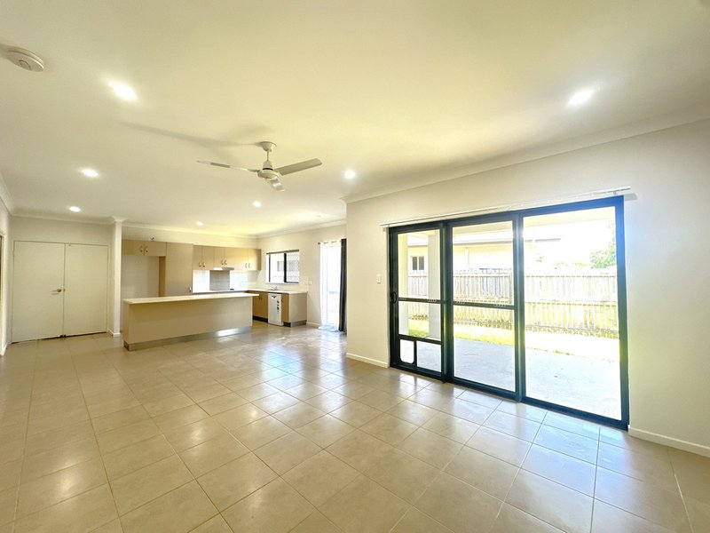 Photo - 22 Pacific Drive, Bowen QLD 4805 - Image 13