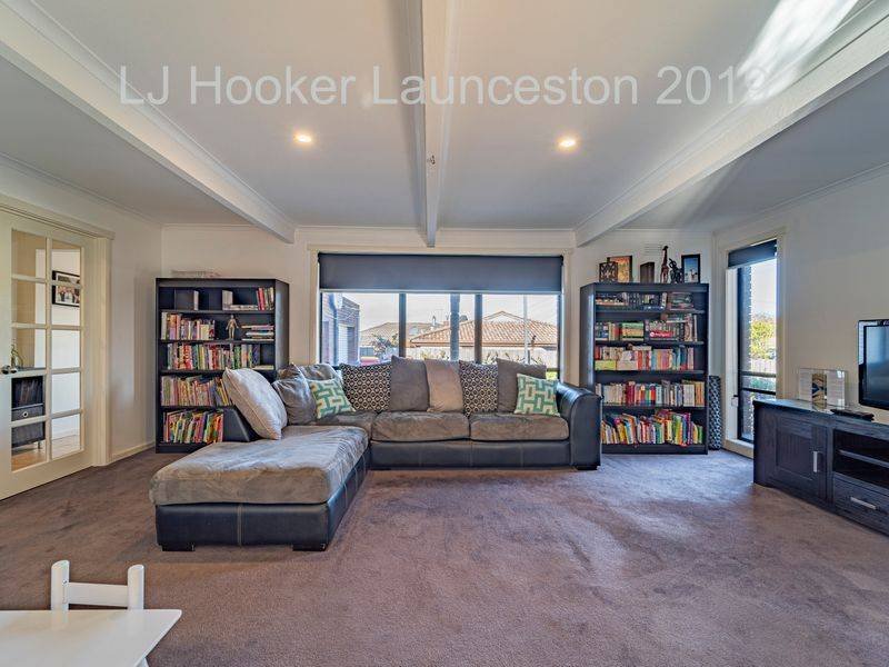 Photo - 22 Packham Street, Newnham TAS 7248 - Image 11