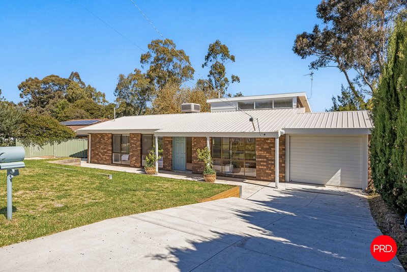 Photo - 22 Palm Avenue, Spring Gully VIC 3550 - Image 2