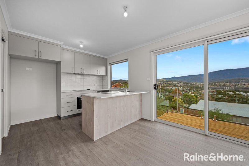 Photo - 2/2 Panoramic Drive, Kingston TAS 7050 - Image 5