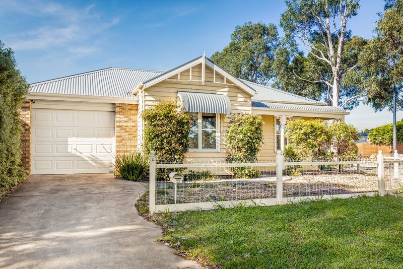 Photo - 22 Paperbark Drive, Pakenham VIC 3810 - Image 8