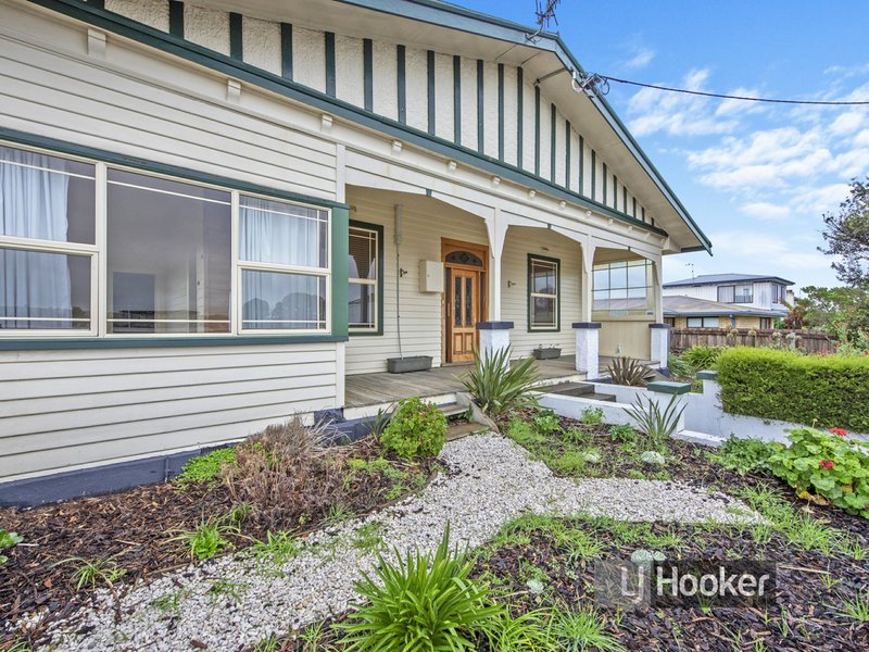 Photo - 22 Park Street, Wynyard TAS 7325 - Image 2