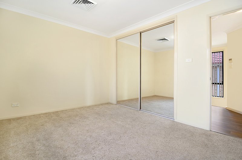 Photo - 22 Parklea Drive, Parklea NSW 2768 - Image 7