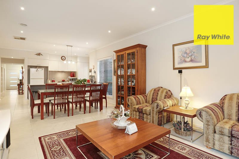 Photo - 22 Parkwood Terrace, Point Cook VIC 3030 - Image 5