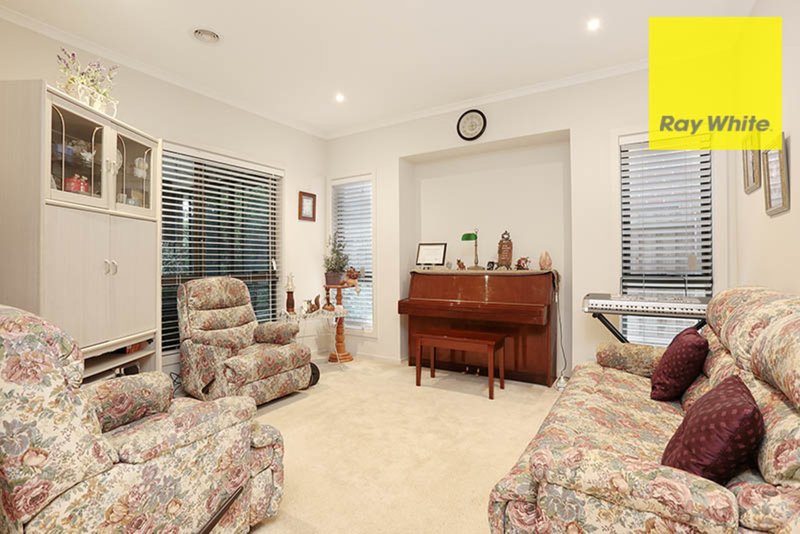 Photo - 22 Parkwood Terrace, Point Cook VIC 3030 - Image 13