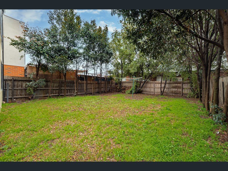 Photo - 22 Paroo Avenue, Roxburgh Park VIC 3064 - Image 10