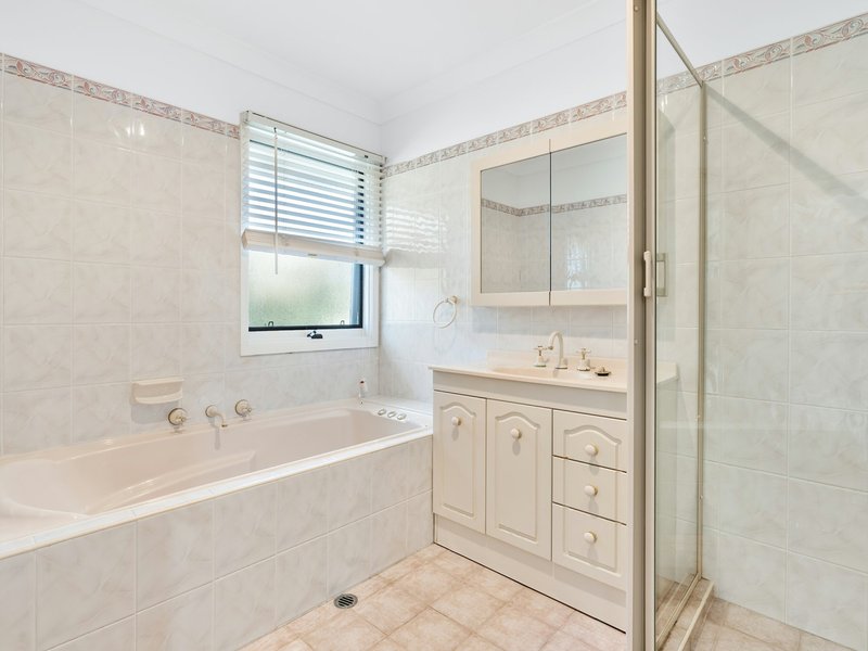 Photo - 22 Partridge Ave , Castle Hill NSW 2154 - Image 6