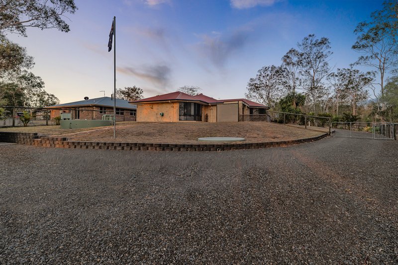 Photo - 22 Paxton Court, Gleneagle QLD 4285 - Image 13