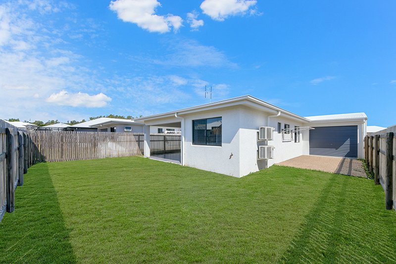 Photo - 22 Peak Circuit, Cosgrove QLD 4818 - Image 9