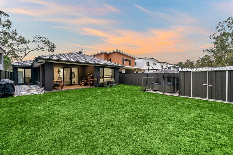 Photo - 22 Pembridge Place, Pallara QLD 4110 - Image 18