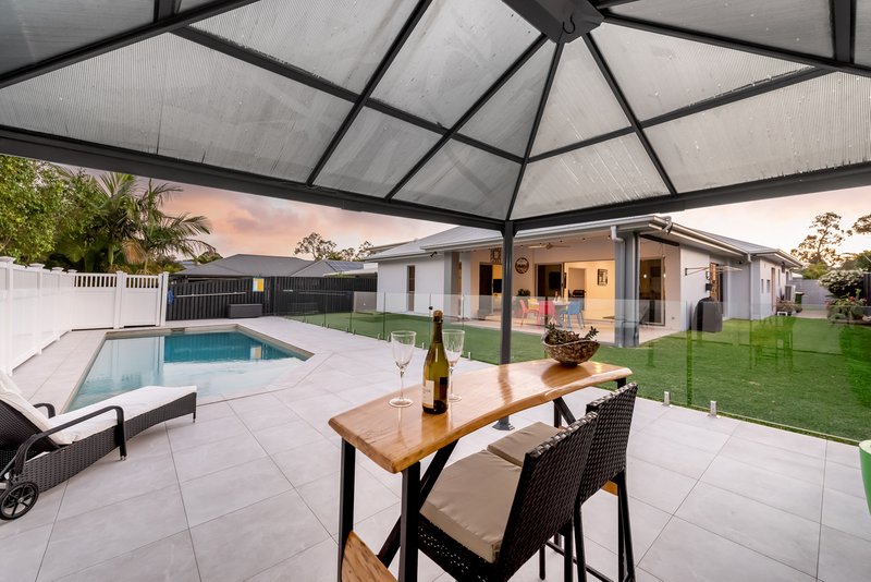 Photo - 22 Peregrine Crescent, Coomera QLD 4209 - Image 3