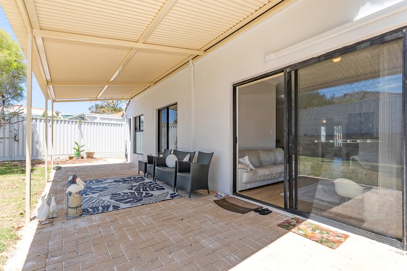 Photo - 22 Peterborough Drive, Currambine WA 6028 - Image 10