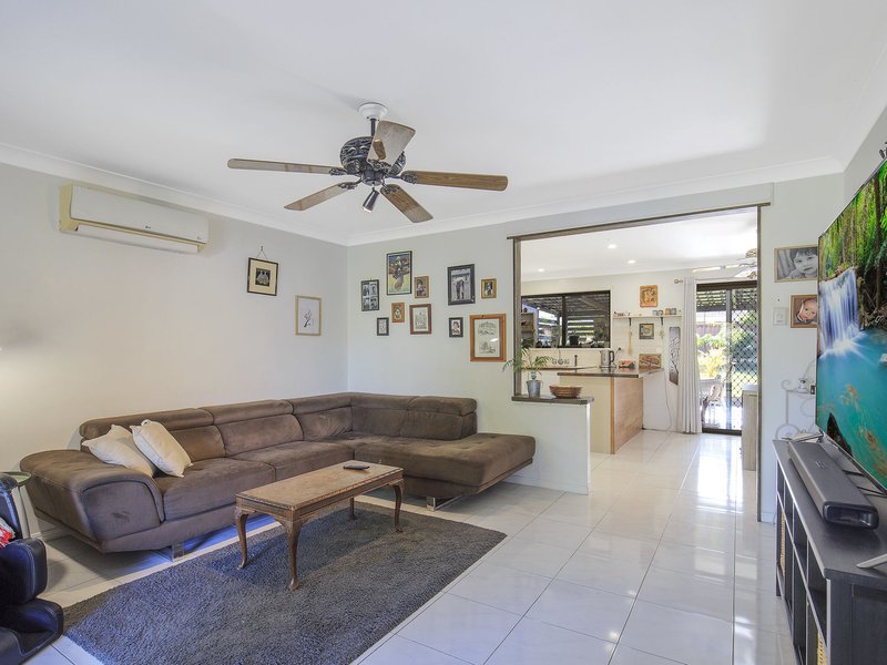 Photo - 22 Pickard Street, Bald Hills QLD 4036 - Image 3