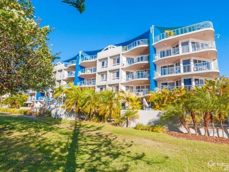 Photo - 2/2 Picnic Point Esplanade, Maroochydore QLD 4558 - Image 2